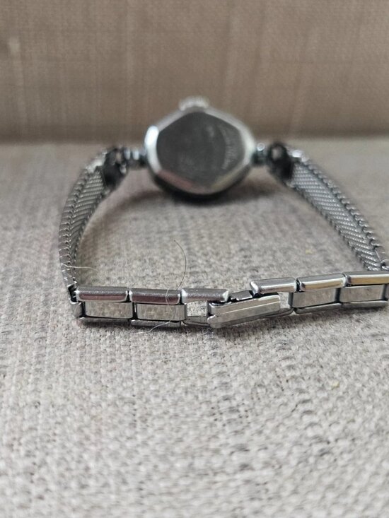 Vintage Westclox 17 Jewels Ladies Wristwatch Silver Tone Hand WInding Watch main image 8